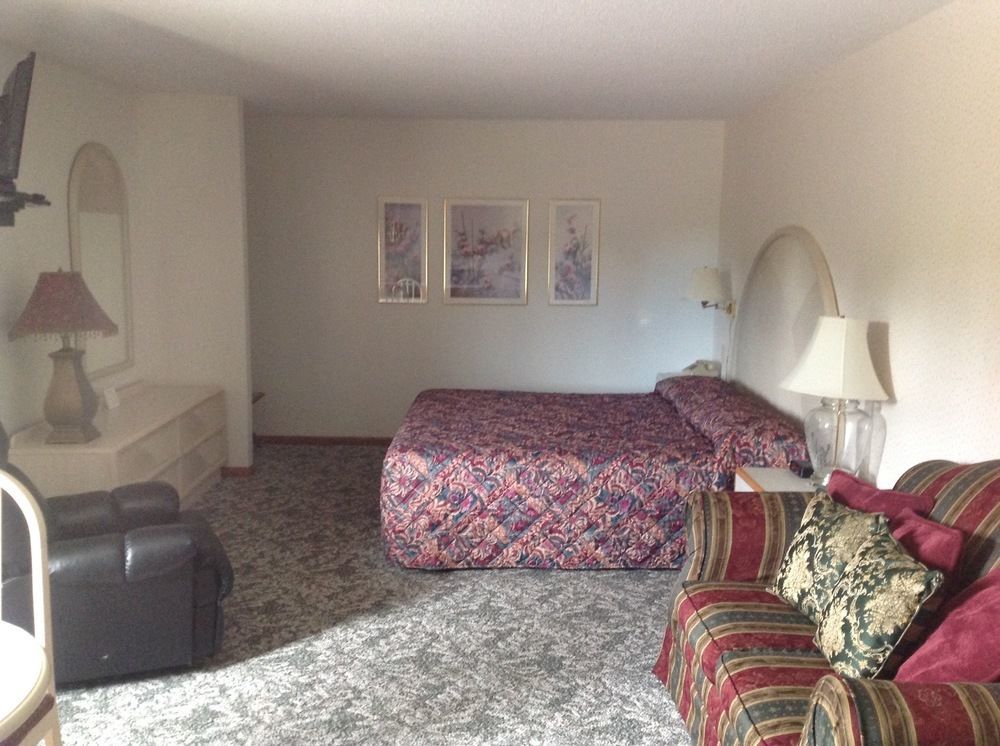 Value Host Motor Inn Marquette Extérieur photo